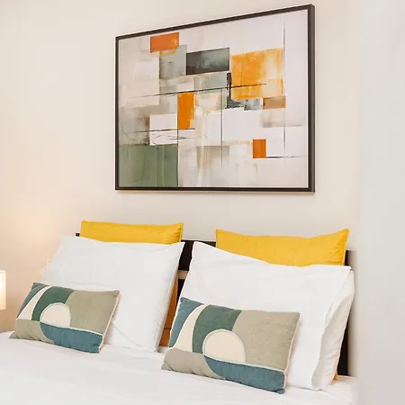 Premium Avenue Two Bedrooms פונשל