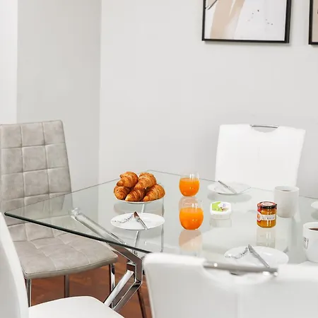 Διαμέρισμα Premium Avenue Two Bedrooms *