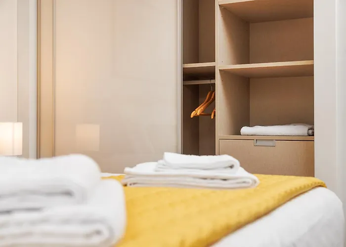 Premium Avenue Two Bedrooms Διαμέρισμα Φουνκάλ