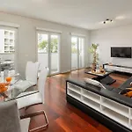 Premium Avenue Two Bedrooms Daire Funchal