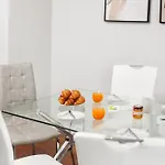 Daire Premium Avenue Two Bedrooms *