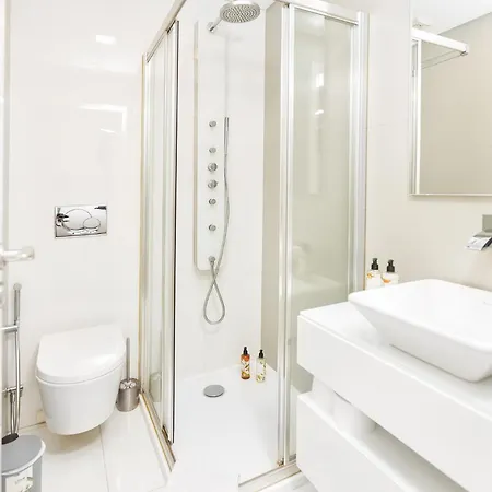 Premium Avenue Two Bedrooms * Funchal