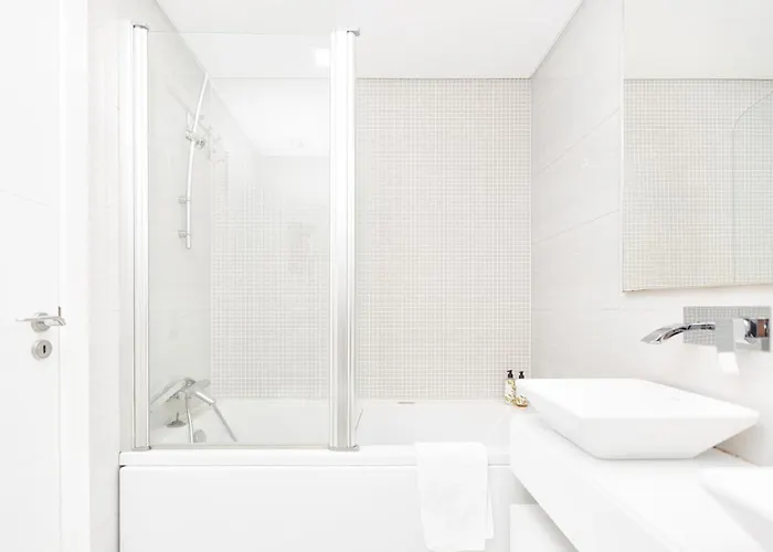 Premium Avenue Two Bedrooms *