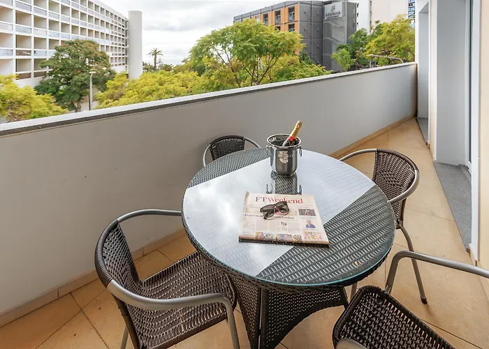 Premium Avenue Two Bedrooms Funchal (Madeira)