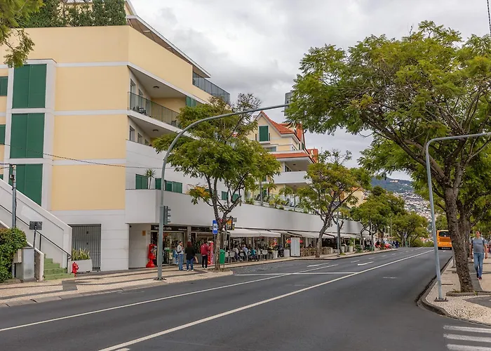 Premium Avenue Two Bedrooms