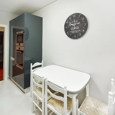 Premium Avenue Two Bedrooms 公寓 *