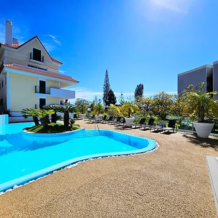 Premium Avenue Two Bedrooms Apartmán *
